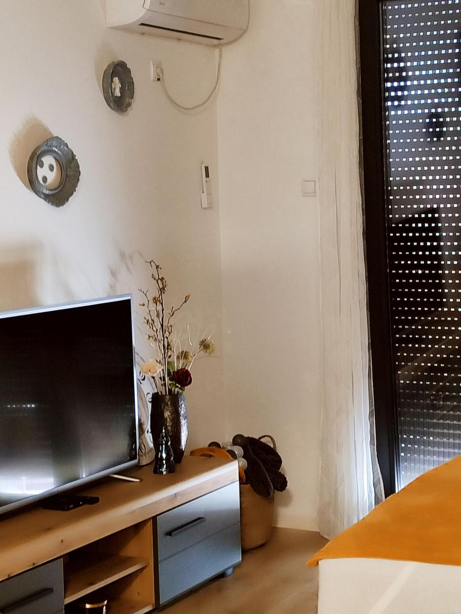 Apartman Liliom Subotica Exterior foto